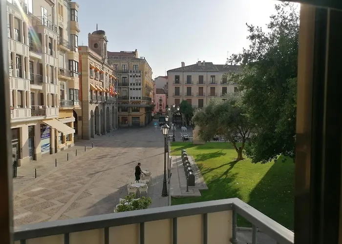hostal la reina Zamora